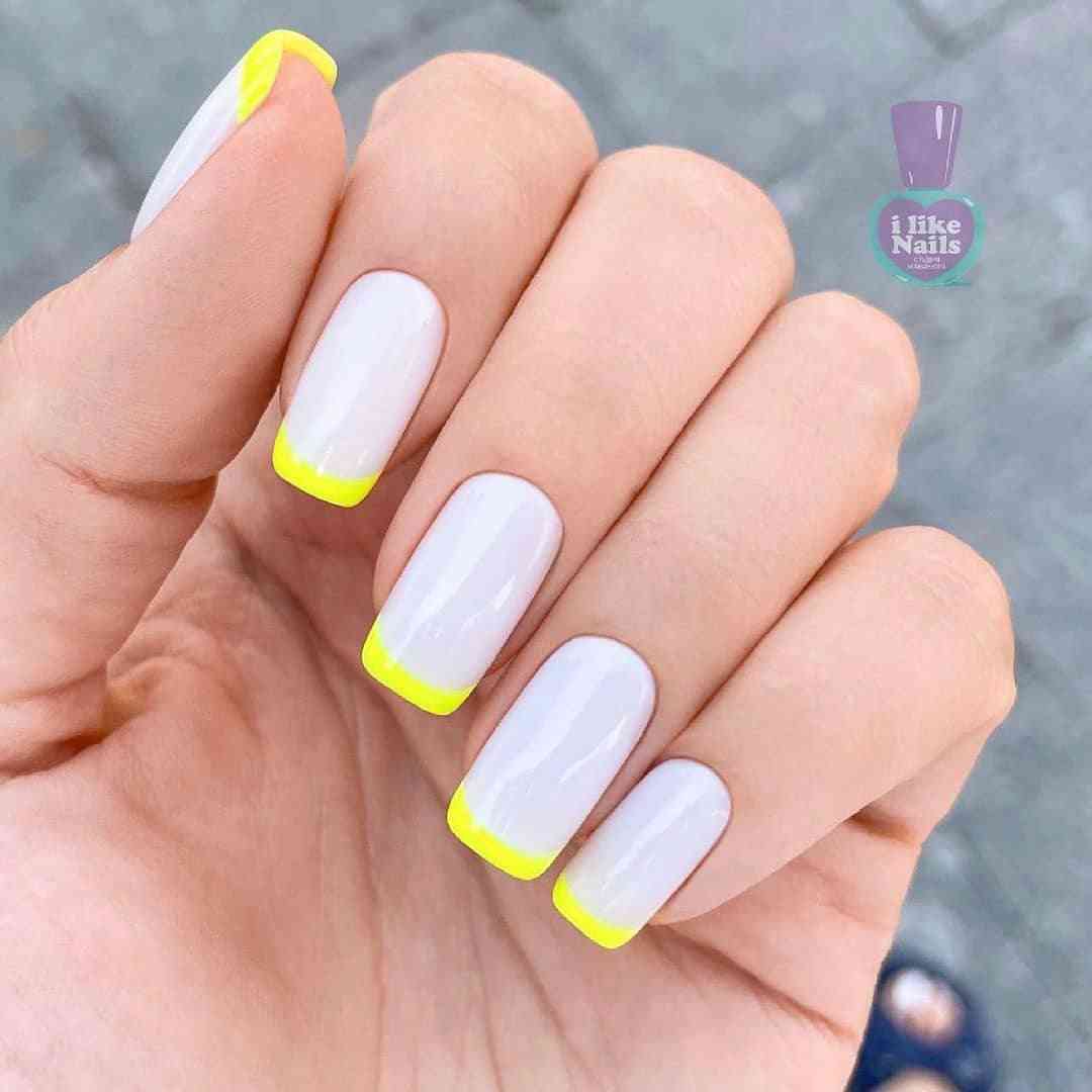 35 Cute Summer Nails To Rock For Women In 2021 images 25