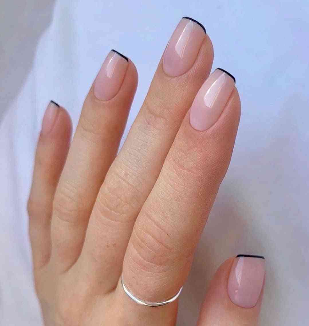 50+ Beautiful Summer Nail Designs For Women In 2021 images 13