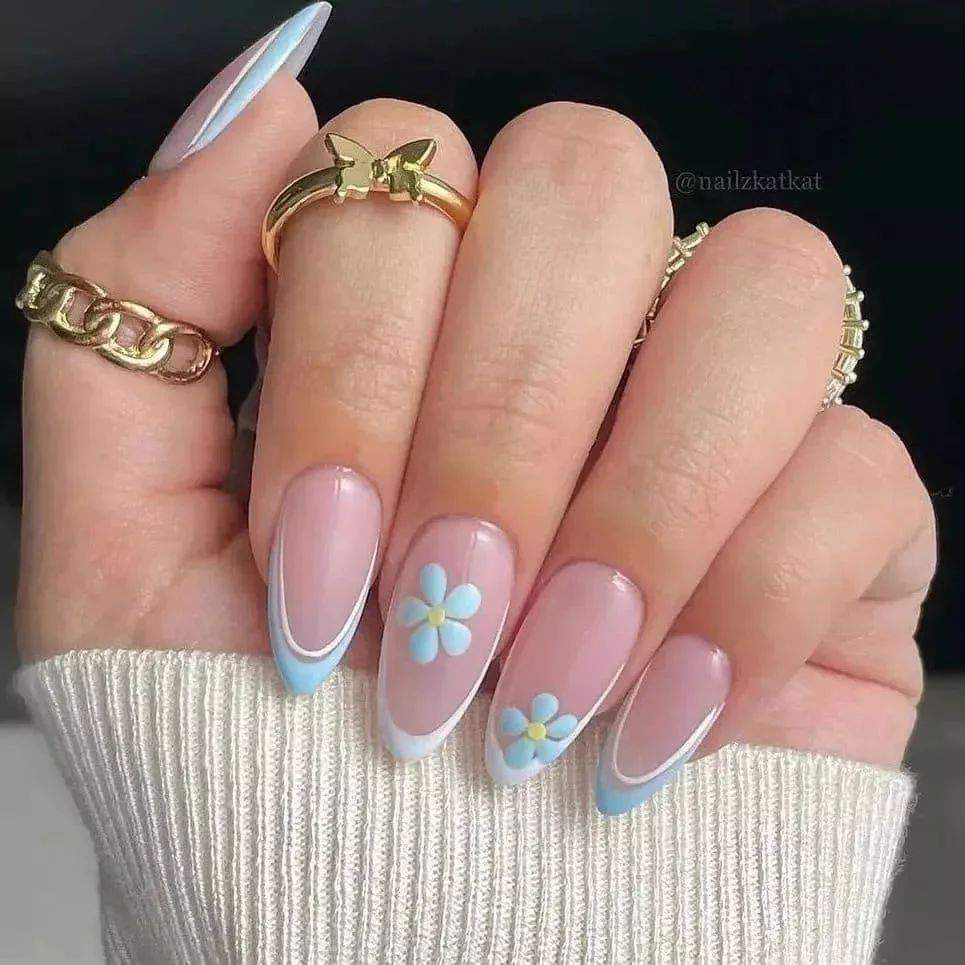 100+ Prettiest Fall Nail Designs And Ideas To Try In 2022 images 10