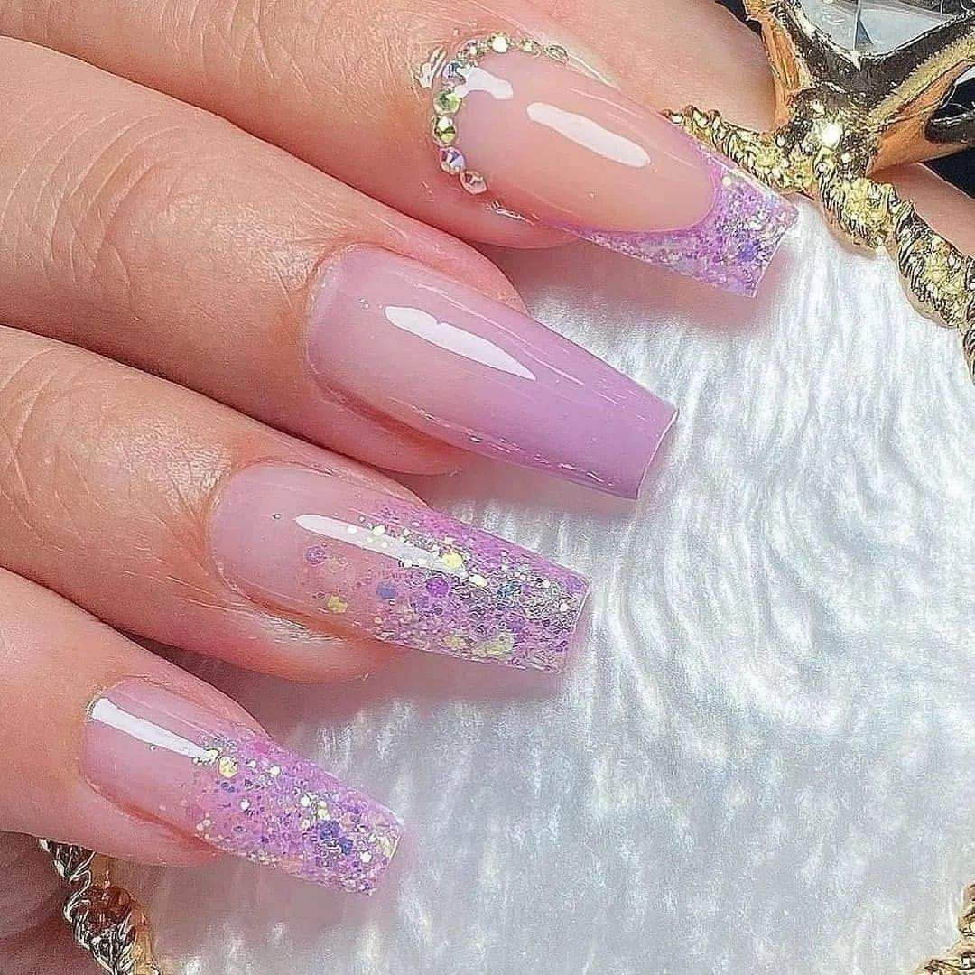 100+ Prettiest Fall Nail Designs And Ideas To Try In 2022 images 37