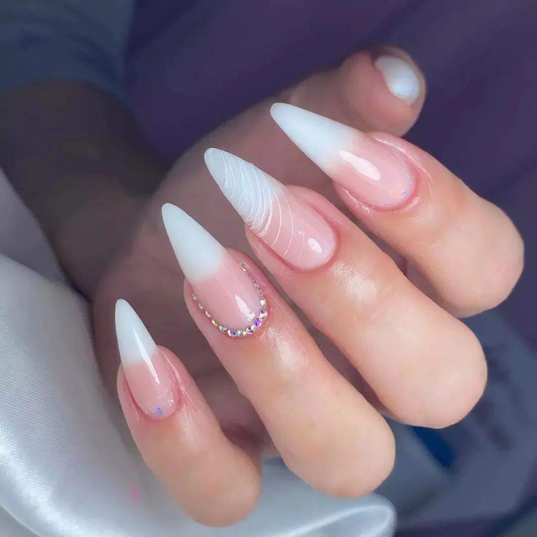 100+ Prettiest Fall Nail Designs And Ideas To Try In 2022 images 52