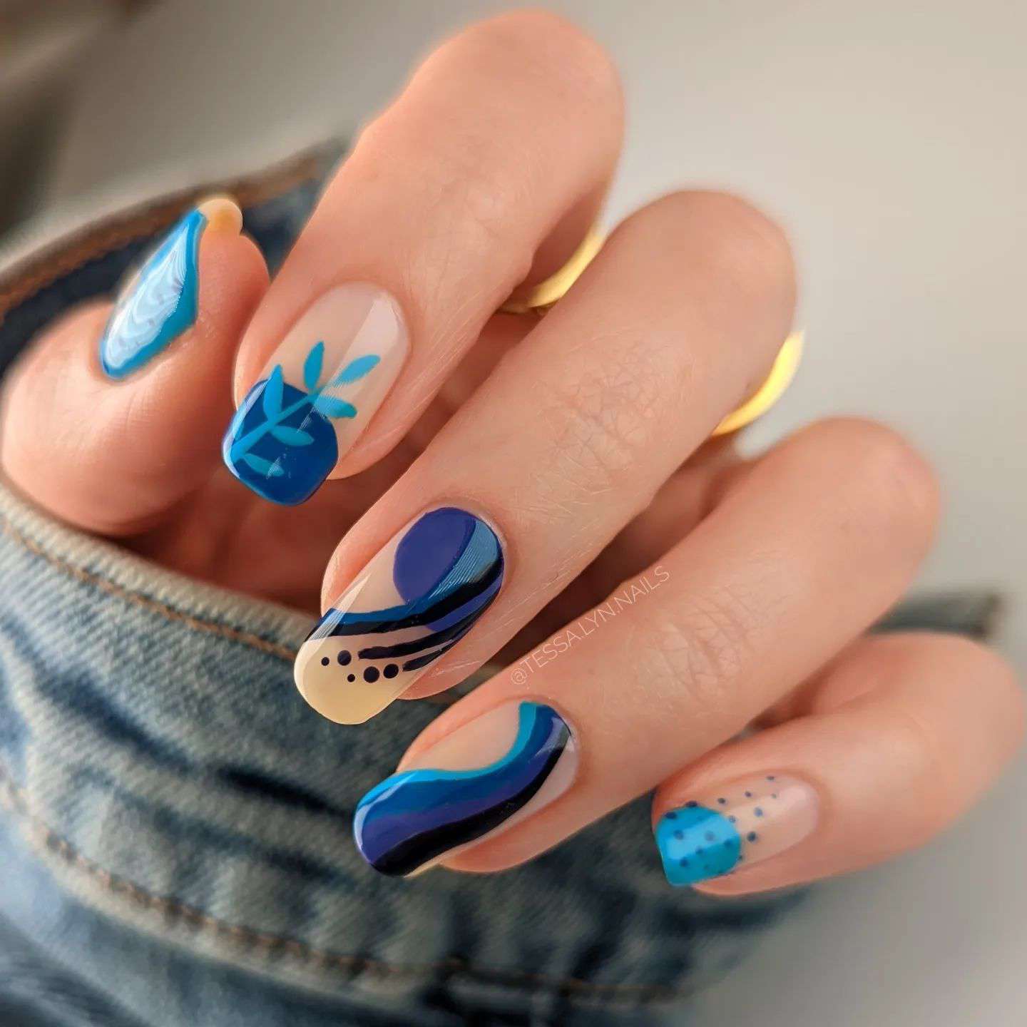 100+ Prettiest Fall Nail Designs And Ideas To Try In 2022 images 59