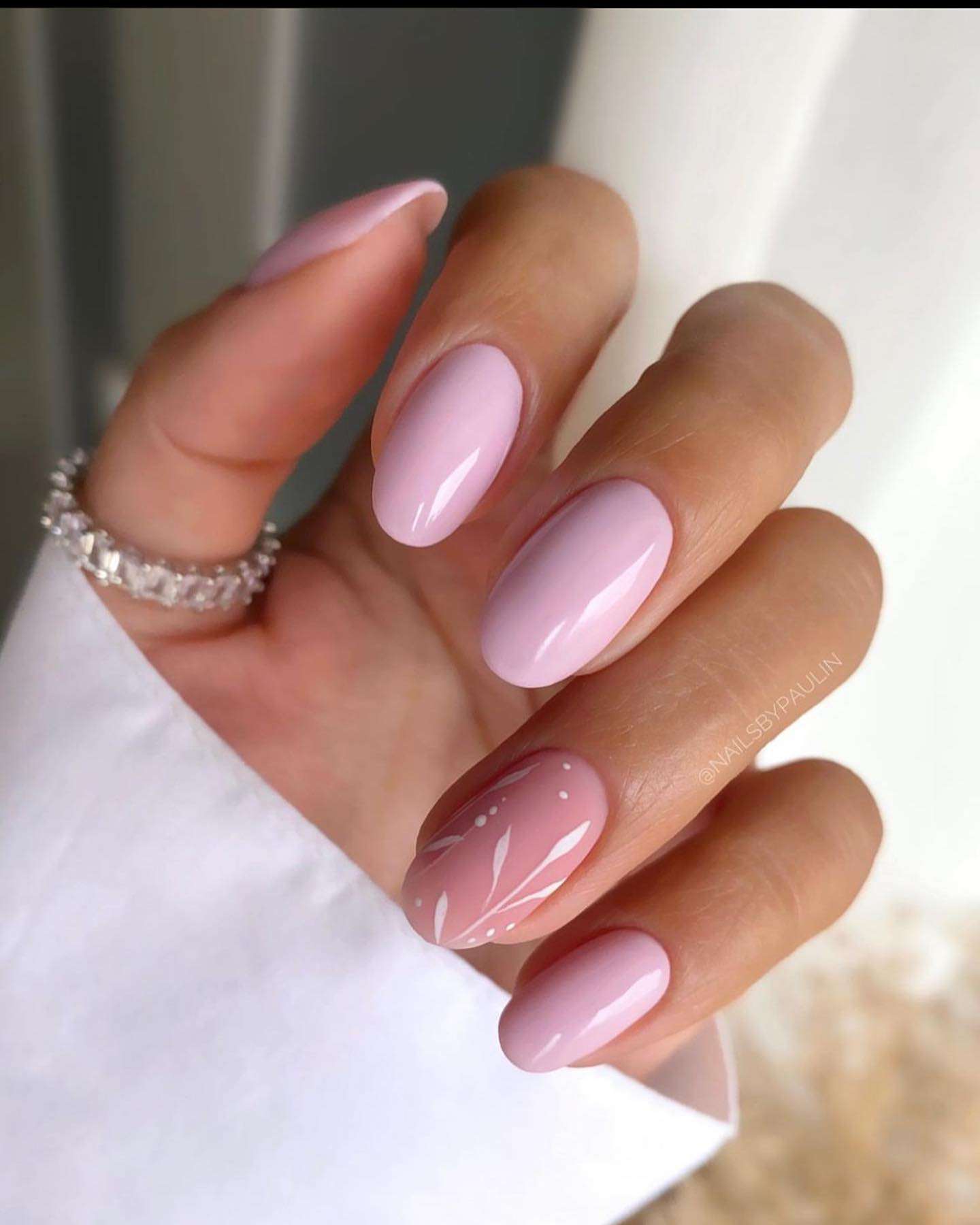 100+ Prettiest Fall Nail Designs And Ideas To Try In 2022 images 74