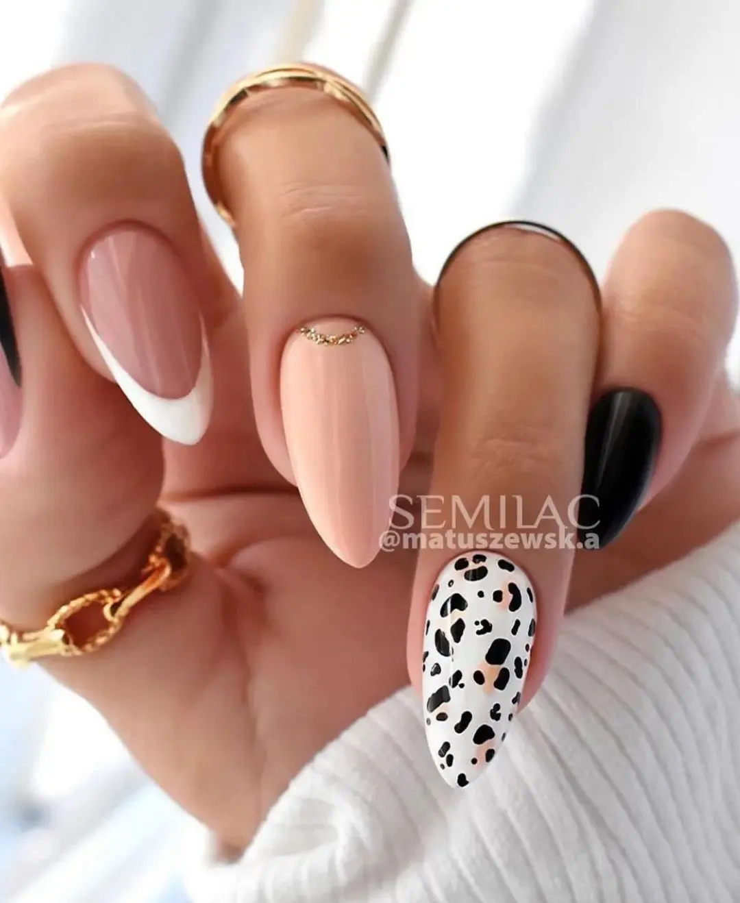 100+ Fall Nail Designs To Try This Autumn (Fall 2022) images 27