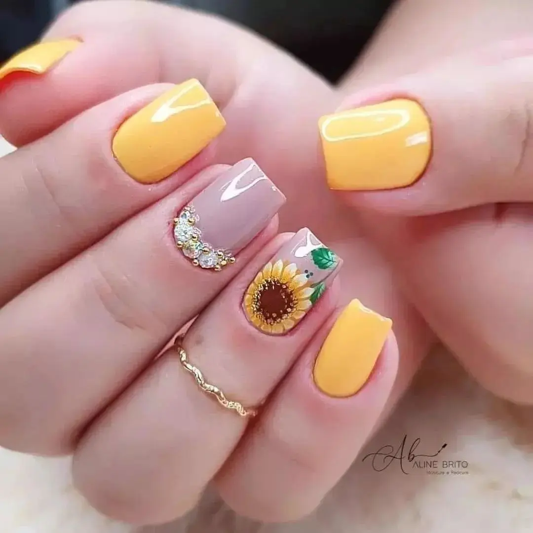 100+ Fall Nail Designs To Try This Autumn (Fall 2022) images 95