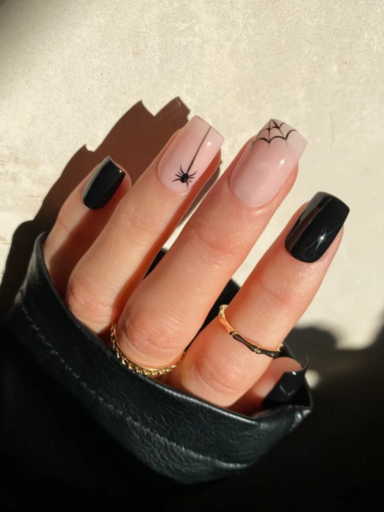 70+ Cool Halloween Nail Ideas Of 2022 images 32