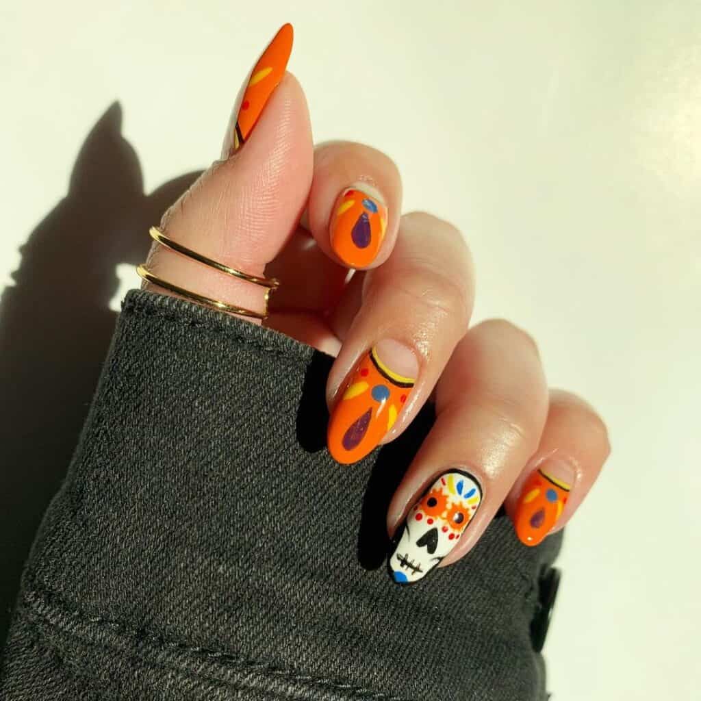 70+ Cool Halloween Nail Ideas Of 2022 images 37