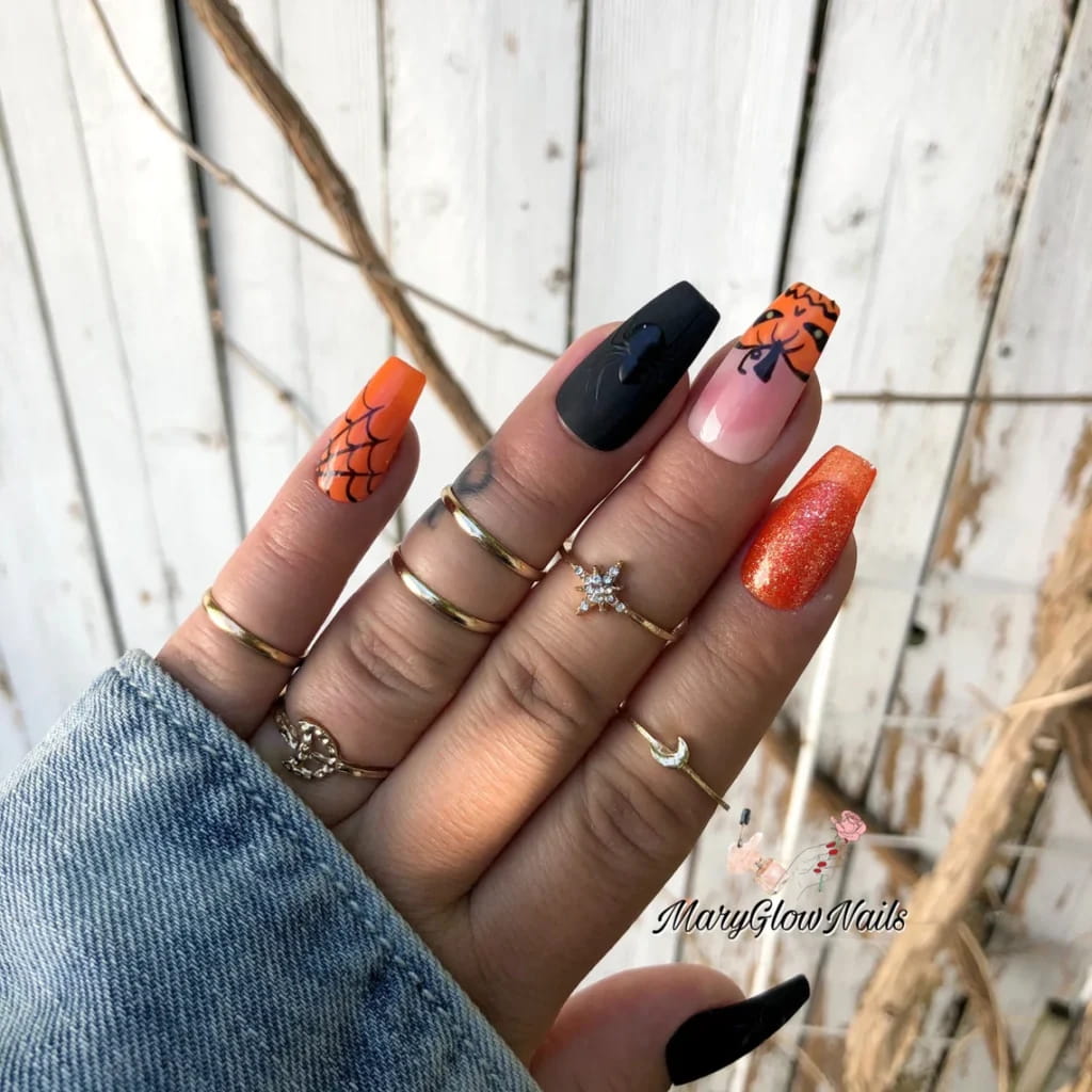 70+ Cool Halloween Nail Ideas Of 2022 images 40