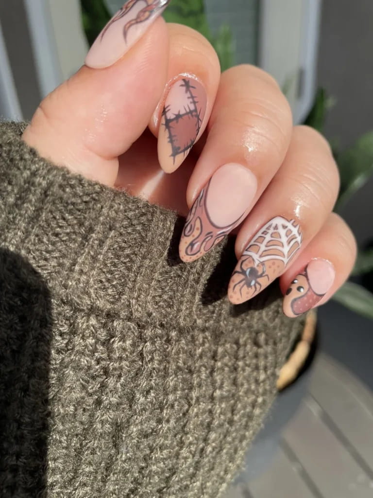 70+ Cool Halloween Nail Ideas Of 2022 images 46