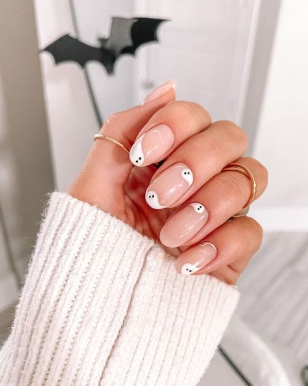 70+ Cool Halloween Nail Ideas Of 2022 images 55
