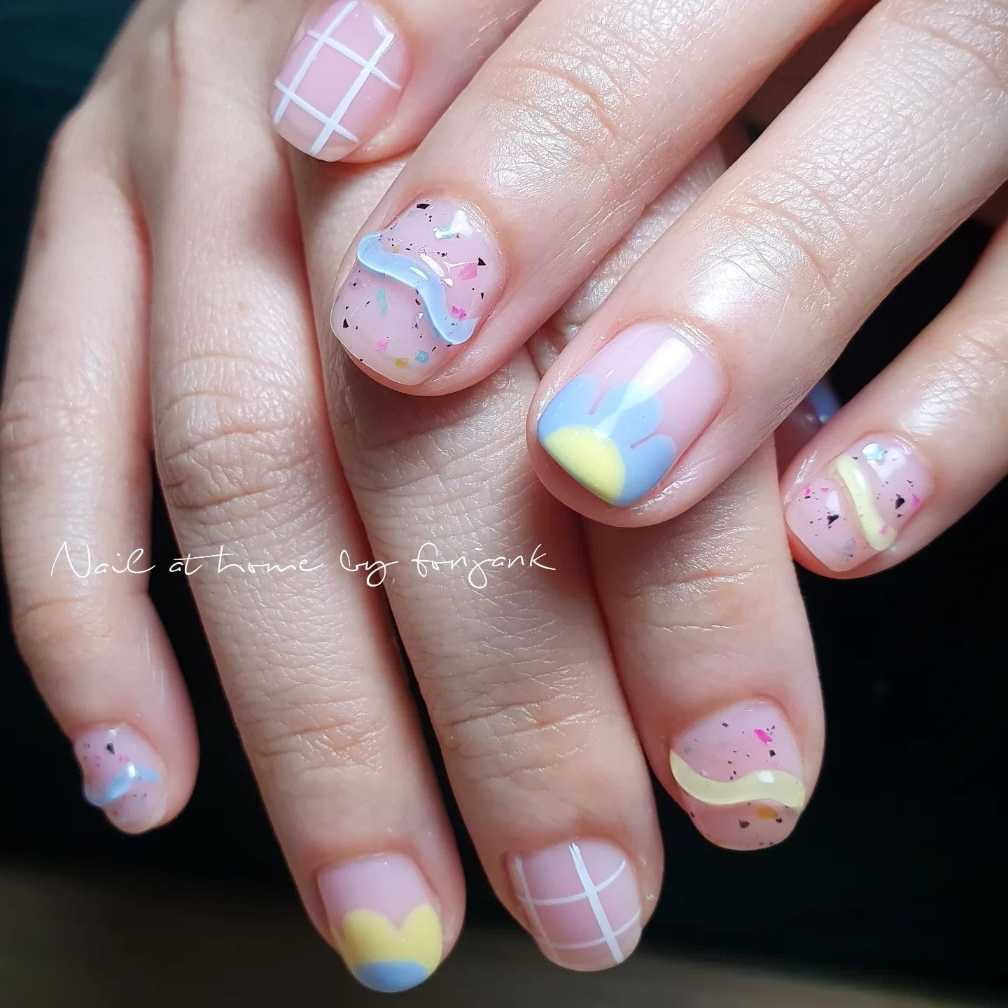 50+ Cute Short Nail Designs You’ll Want To Try Today images 20