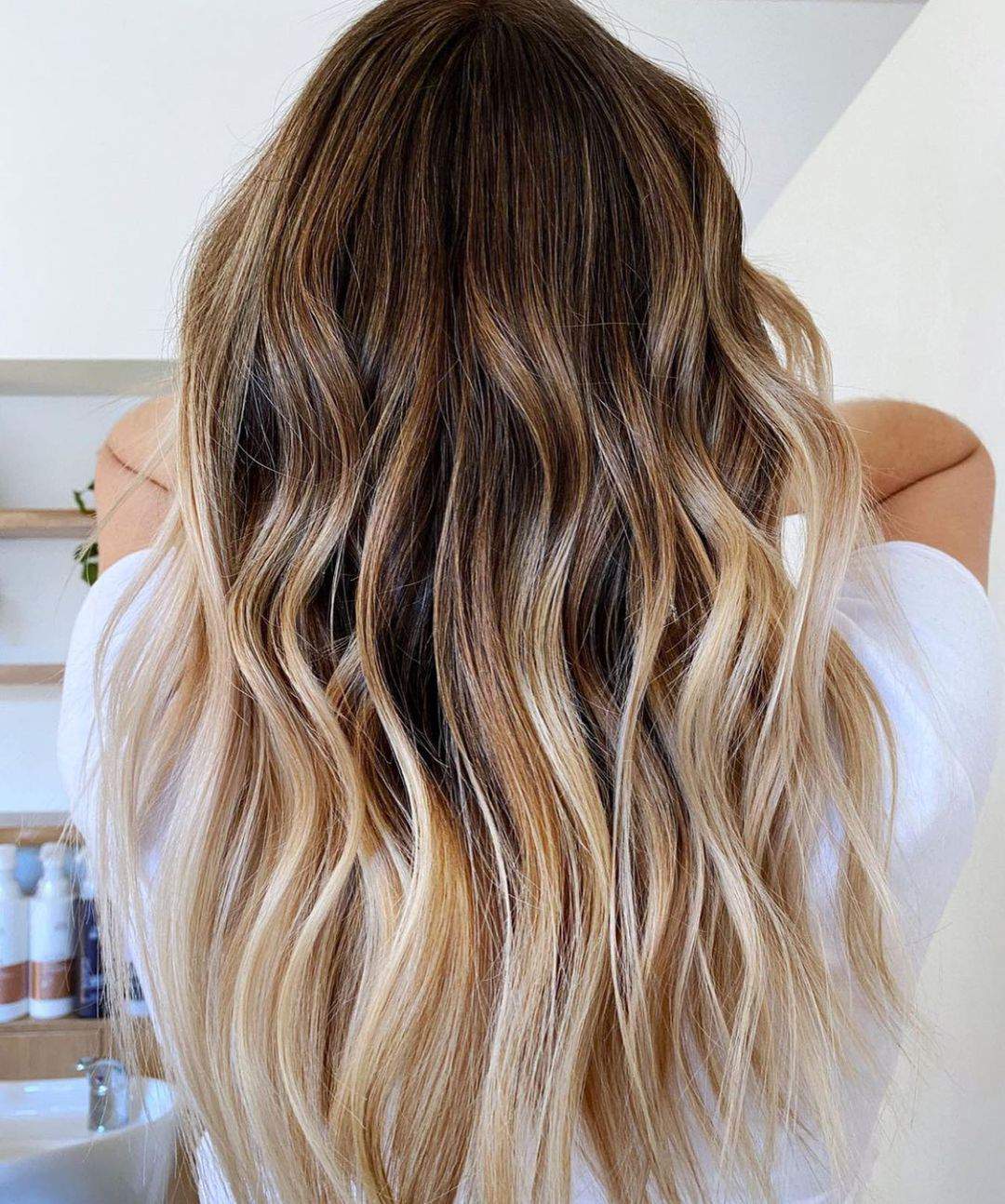 40+ Awesome Hairstyles For Girls With Long Hair images 4