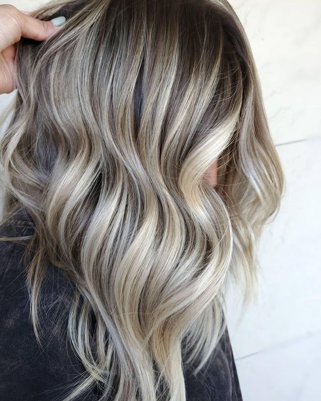 50 Awesome Long Layered Hair Ideas For 2021 images 35