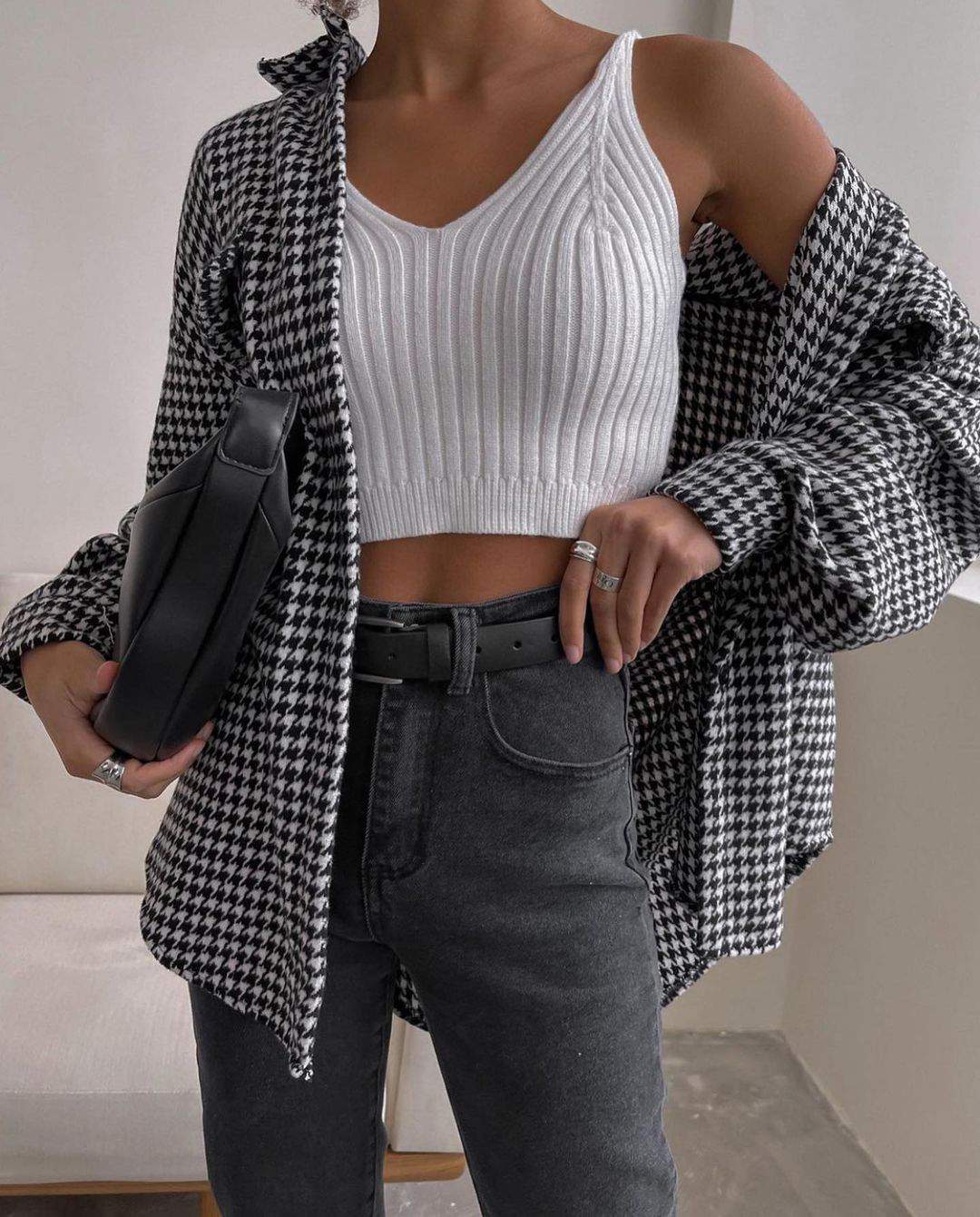 50 Trendy Outfit Ideas To Look More Stylish In 2021 images 36