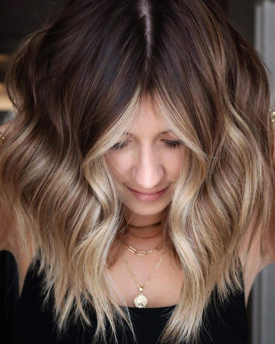 100+ Trendy Hairstyle Ideas For Women To Try In 2021 images 23