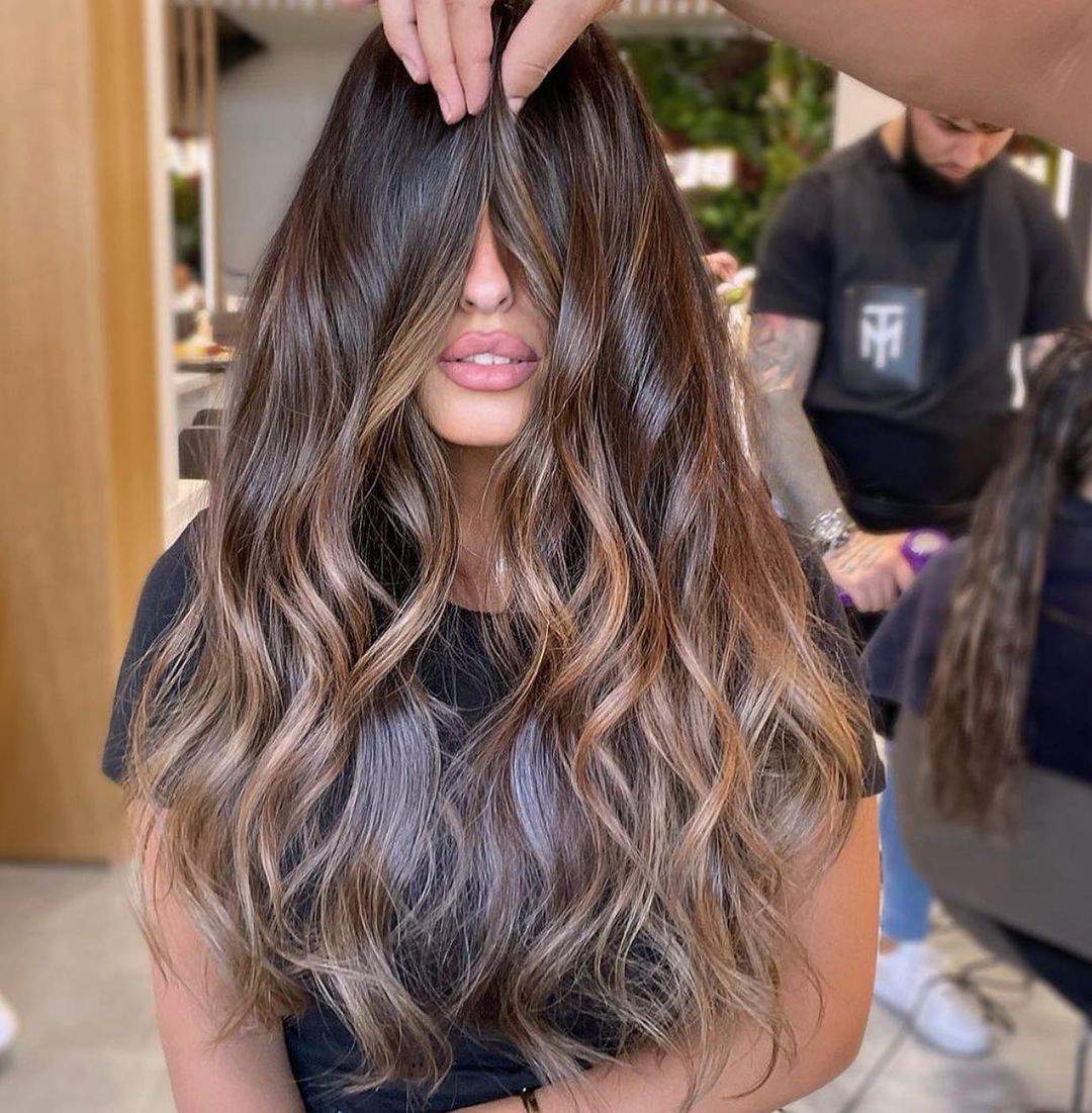 40 Greatest Long Hairstyles For Women With Long Hair In 2021 images 21