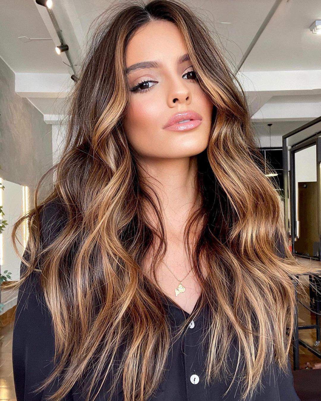 40 Greatest Long Hairstyles For Women With Long Hair In 2021 images 33