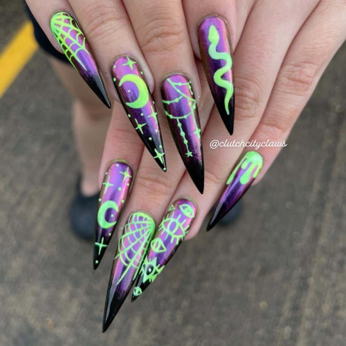 50+ Halloween Nail Ideas 2021 You’ll Actually Want To Wear images 13