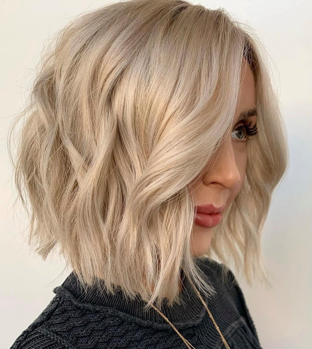 30+ Hottest Short Hairstyles & Short Haircuts For Women For 2021 images 2