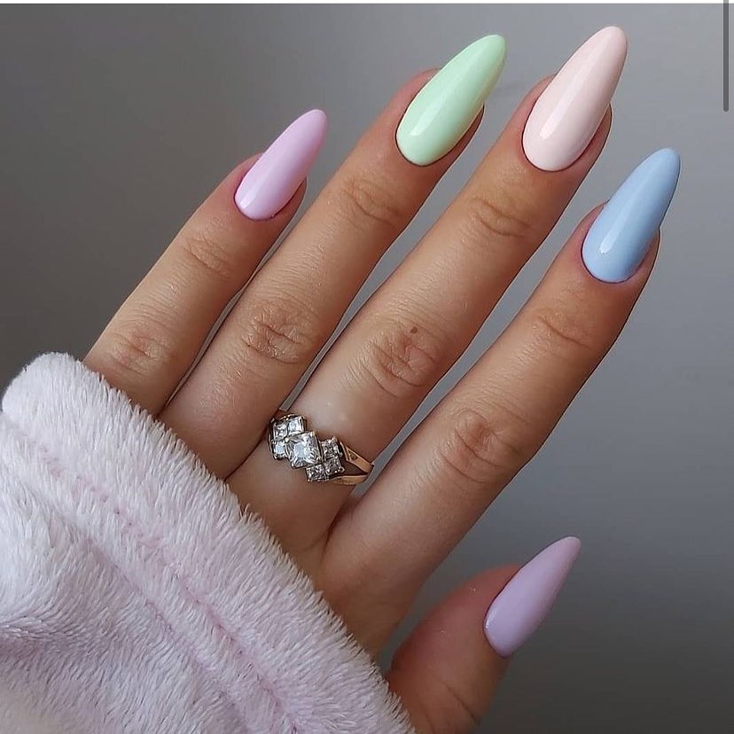 25 Trending Summer Nail Colors And Designs For 2021 images 3