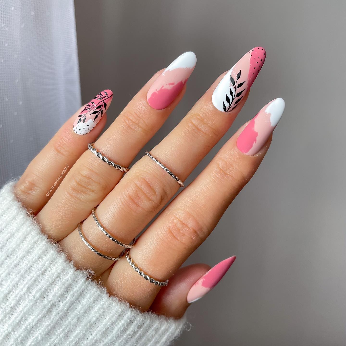 50 Best Nail Designs Trends To Try Out In 2022 images 34