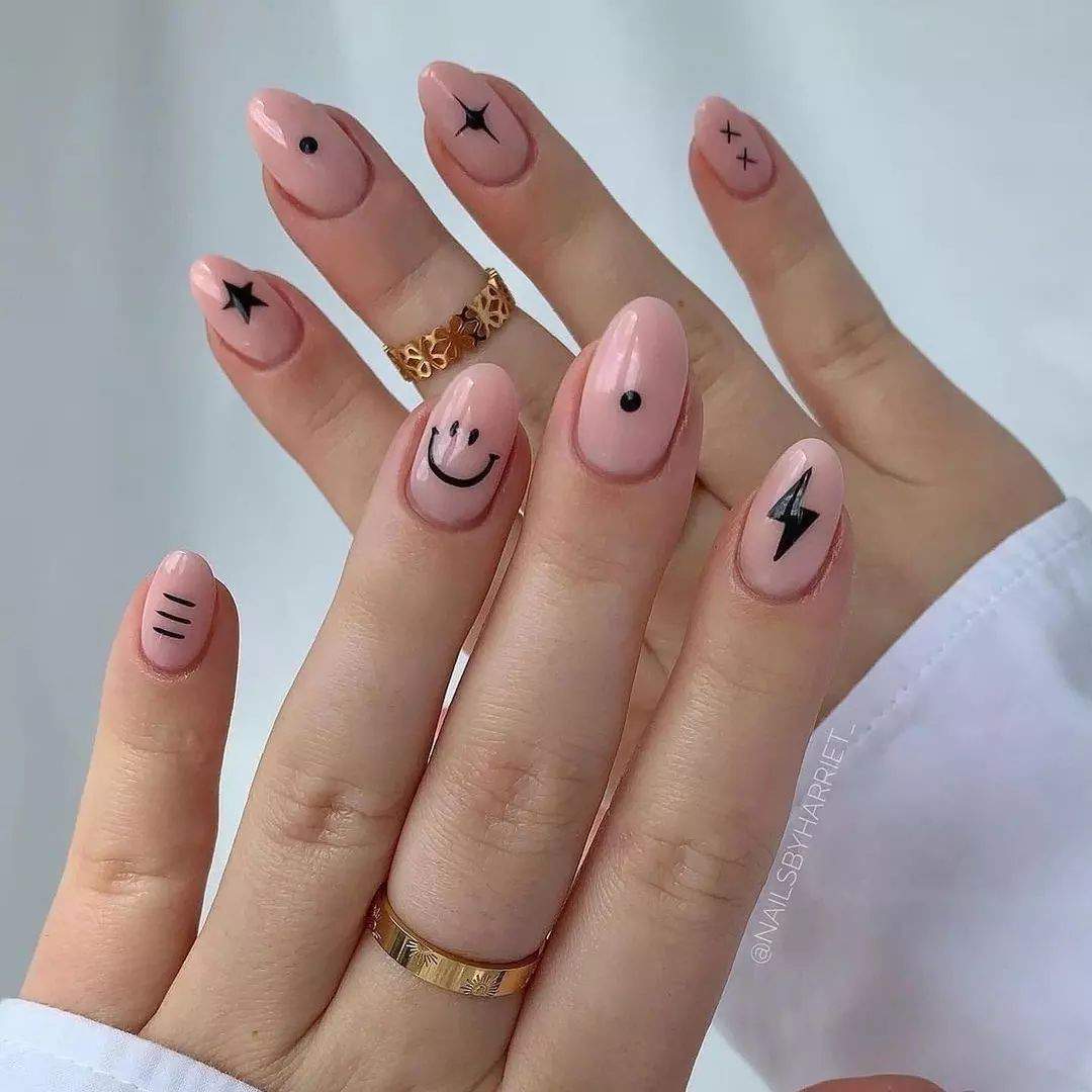 100+ Must Try Fall Nail Art Designs And Nail Ideas images 37