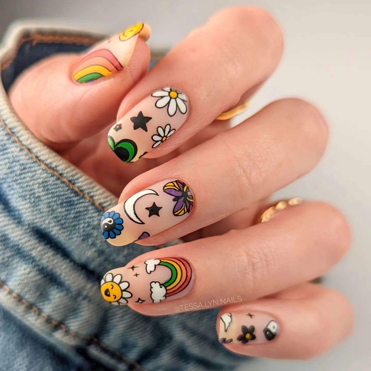 100+ Must Try Fall Nail Art Designs And Nail Ideas images 77