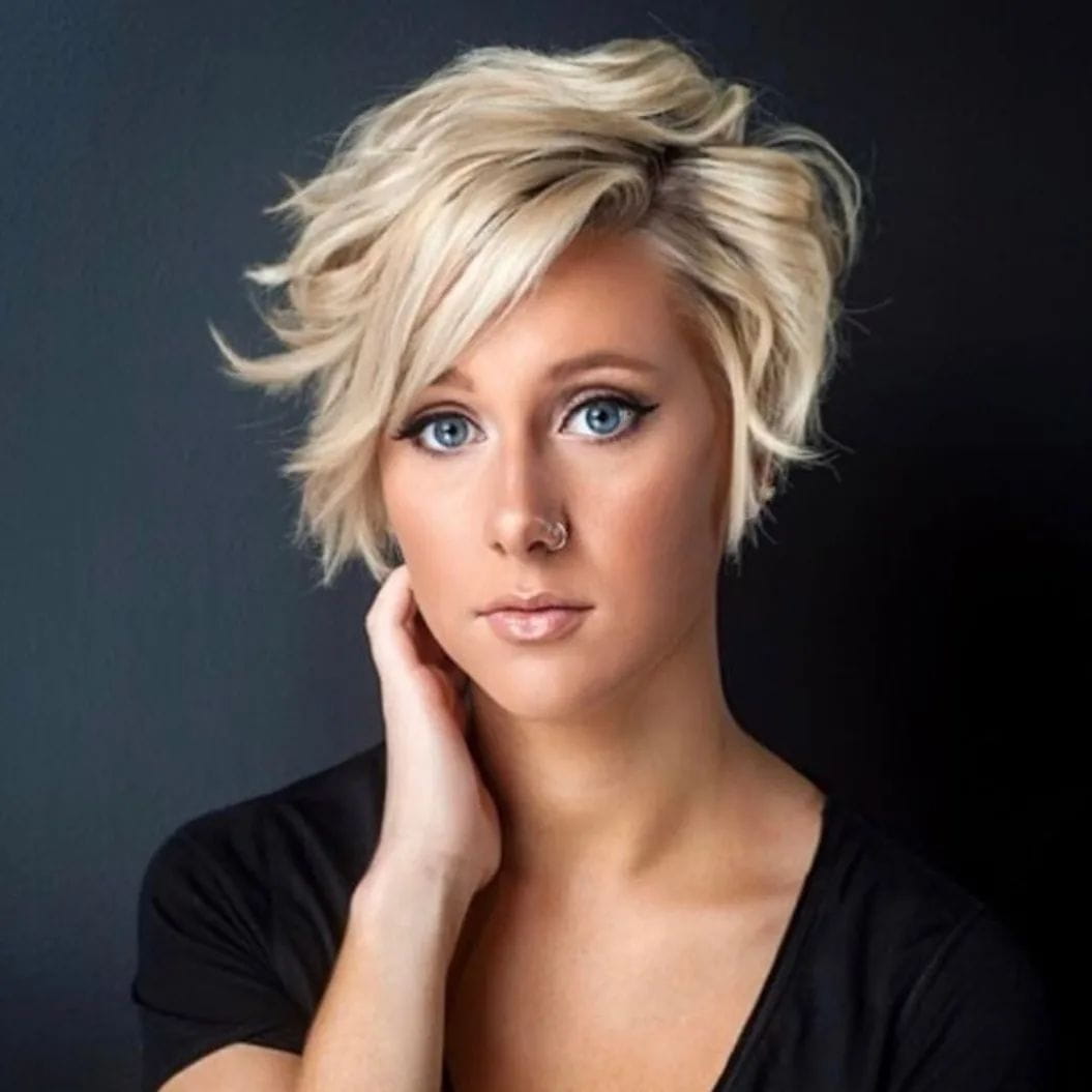 Hottest Short Haircuts For Women images 117