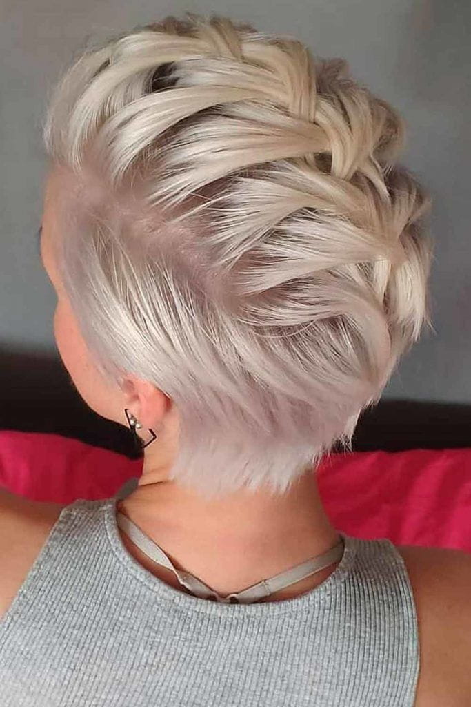 Hottest Short Haircuts For Women images 18