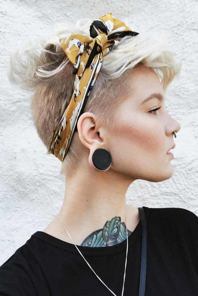 Hottest Short Haircuts For Women images 69