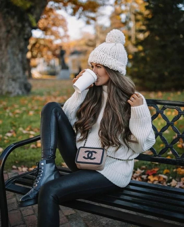 Best Casual Winter Outfit Ideas For Women images 54
