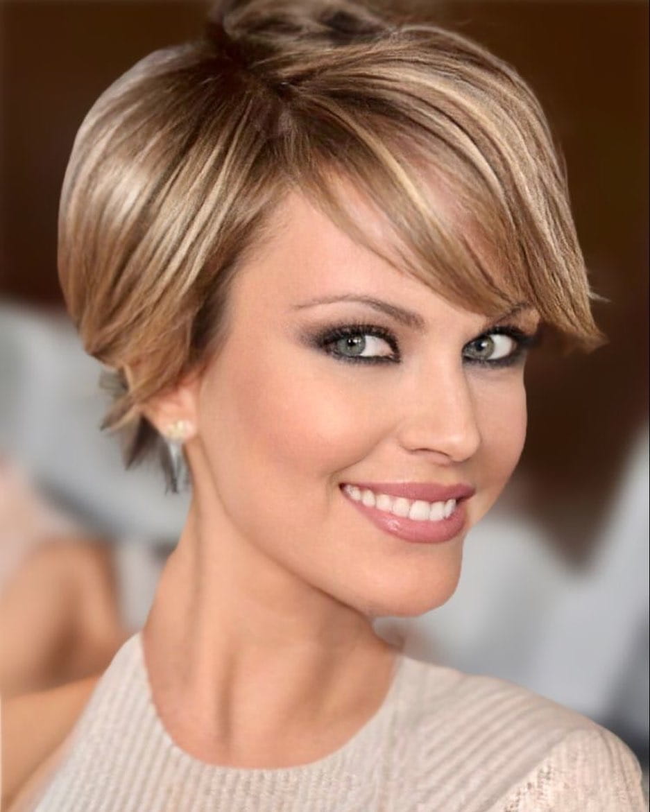 100+ Best Short Hairstyles & Haircuts For Women images 14