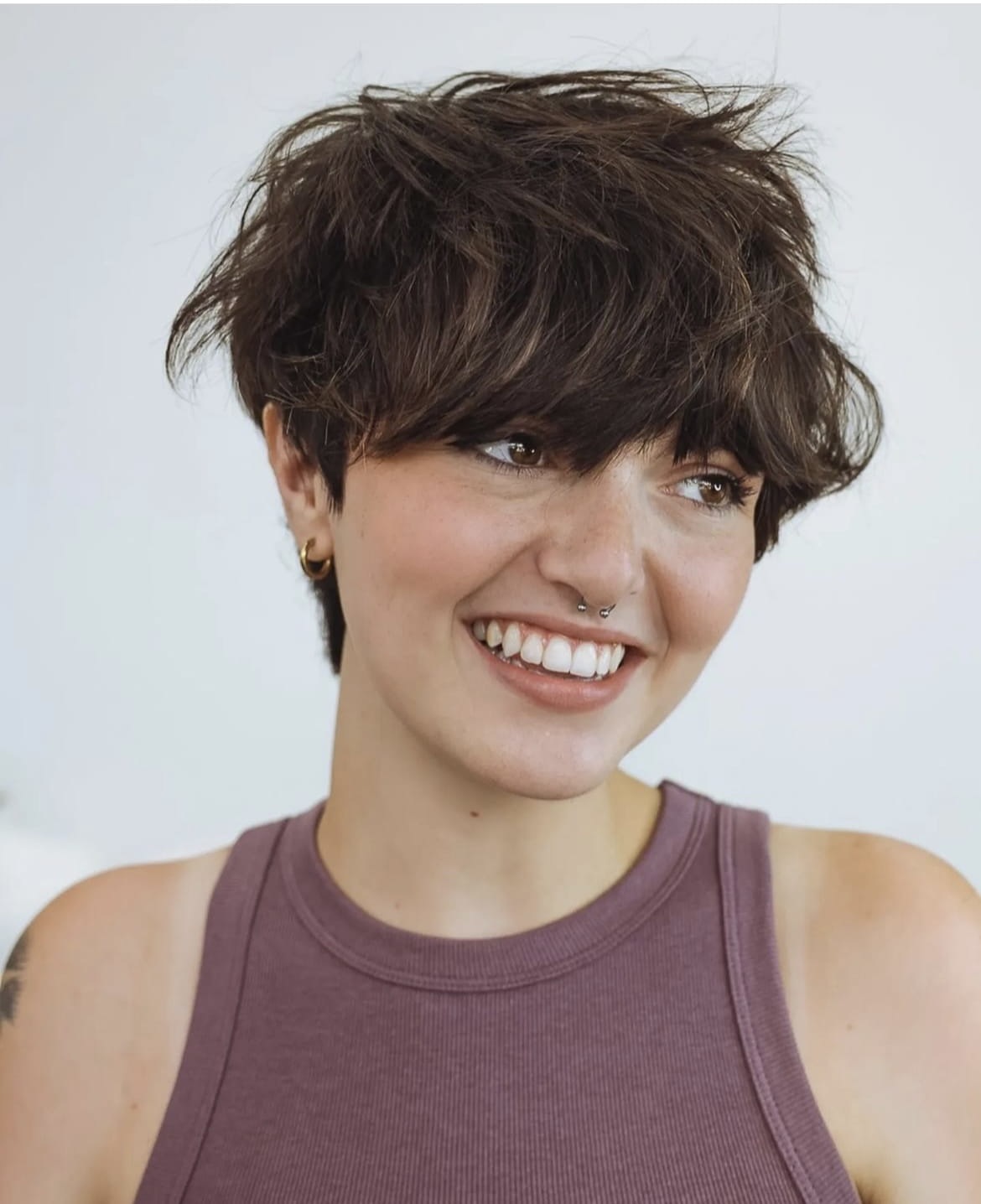 100+ Best Short Hairstyles & Haircuts For Women images 32