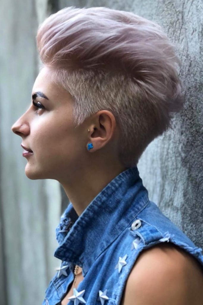 100+ Best Short Hairstyles & Haircuts For Women images 37
