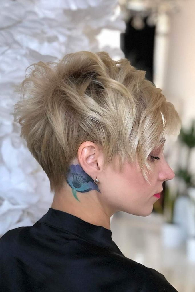 100+ Best Short Hairstyles & Haircuts For Women images 59