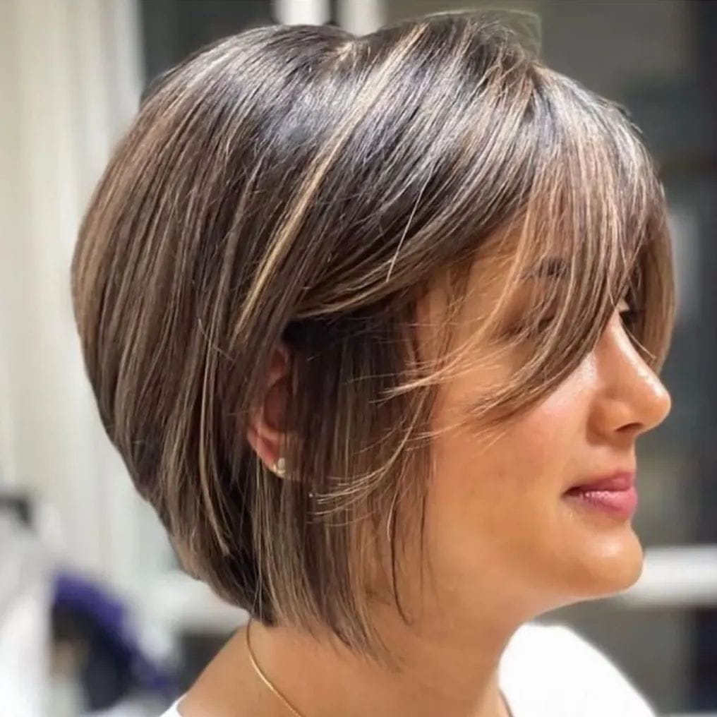 100+ Best Short Hairstyles & Haircuts For Women In 2023 images 85